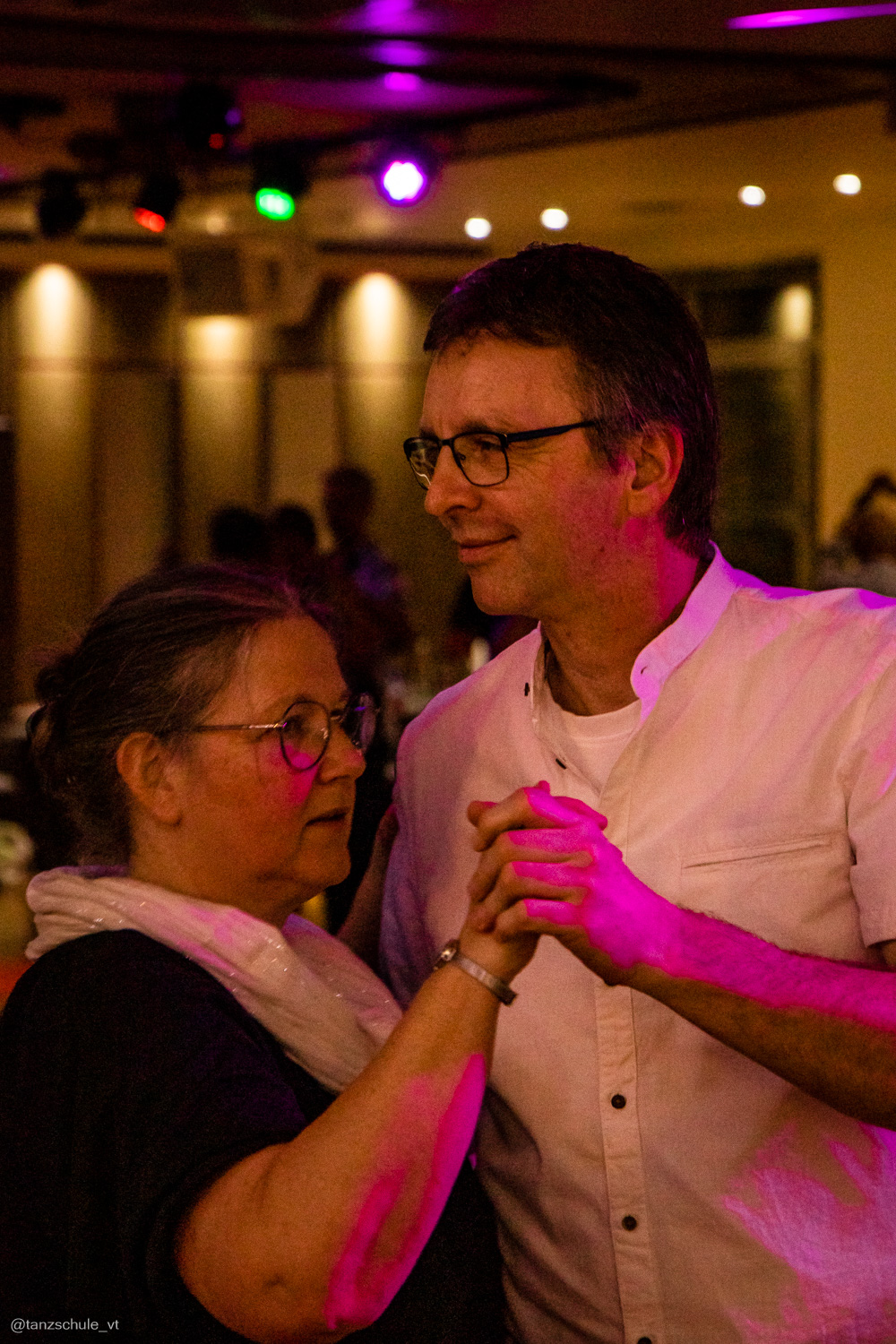 20230318 Black and White Tanzparty 3303